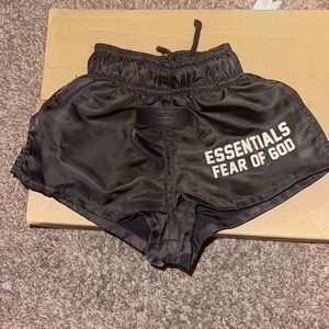 Kids essential running shorts